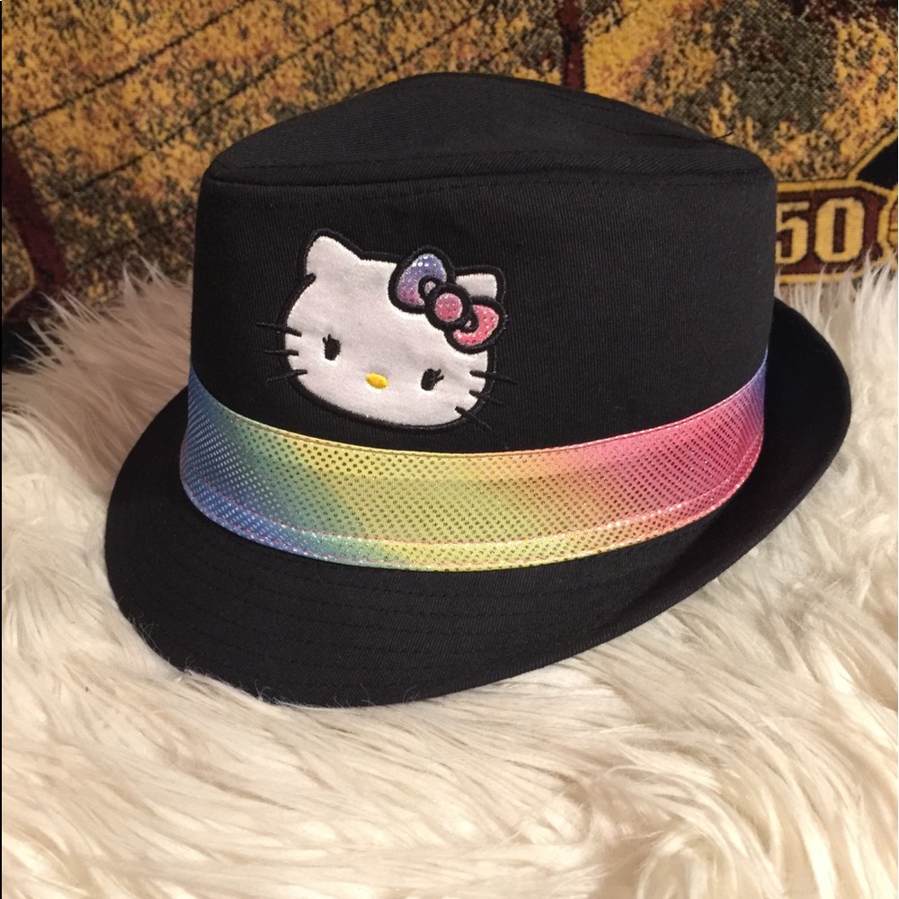 Toddler Girl’s Black HELLO KITTY Hat.